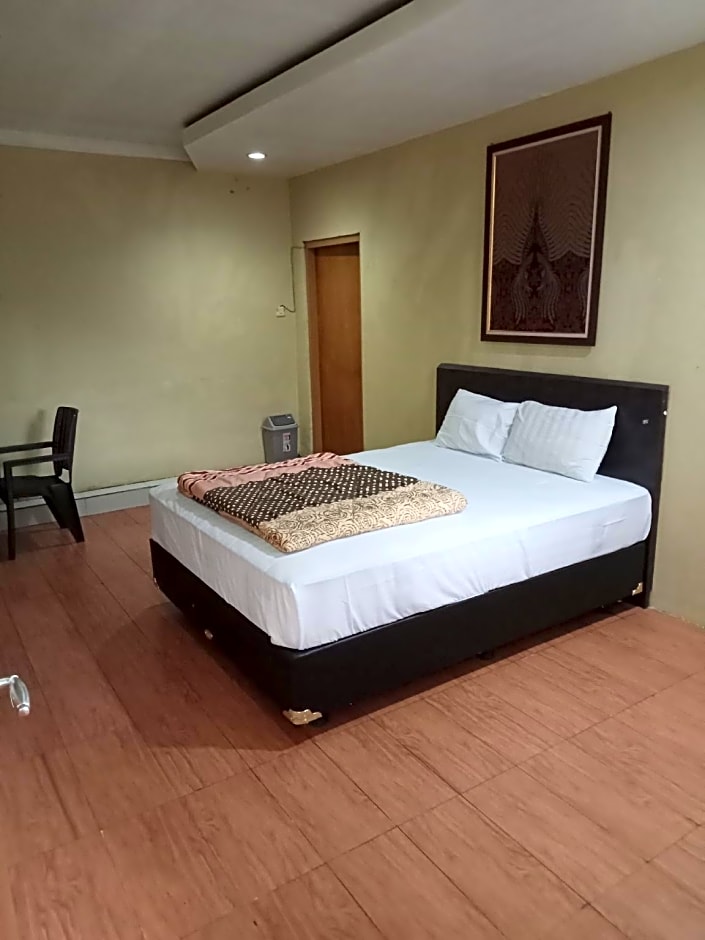 Red Chilies Hill Hotel