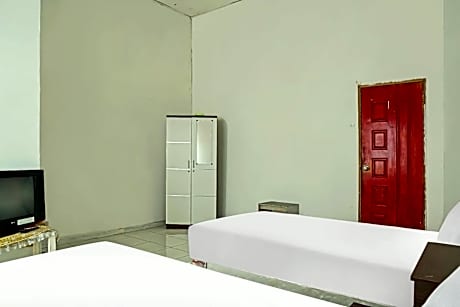 Economy Twin Room
