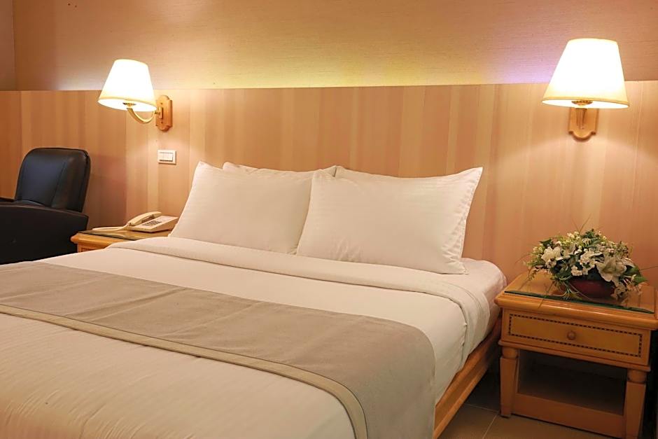Highness Hotel
