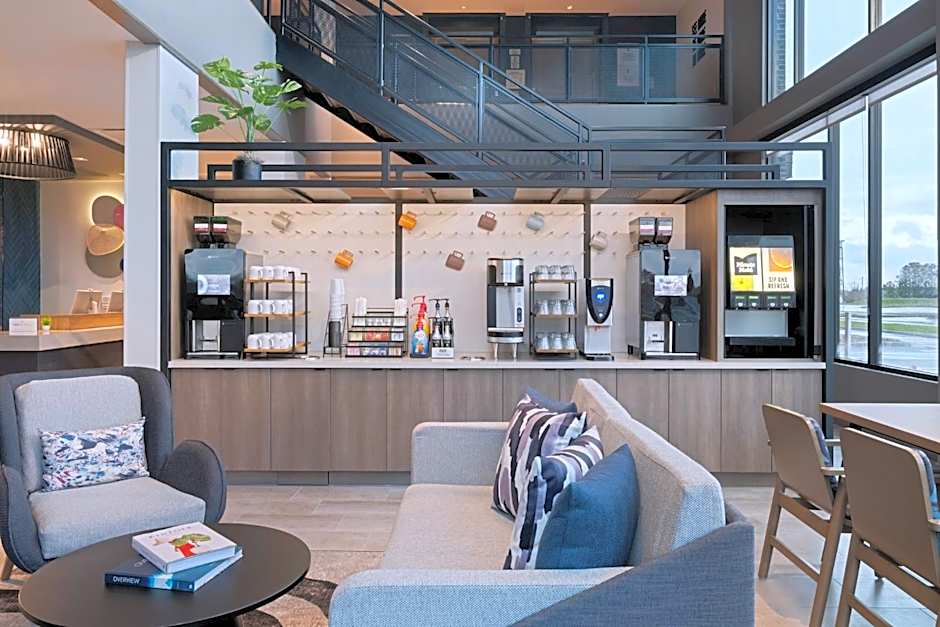 Atwell Suites Kansas City Airport By IHG