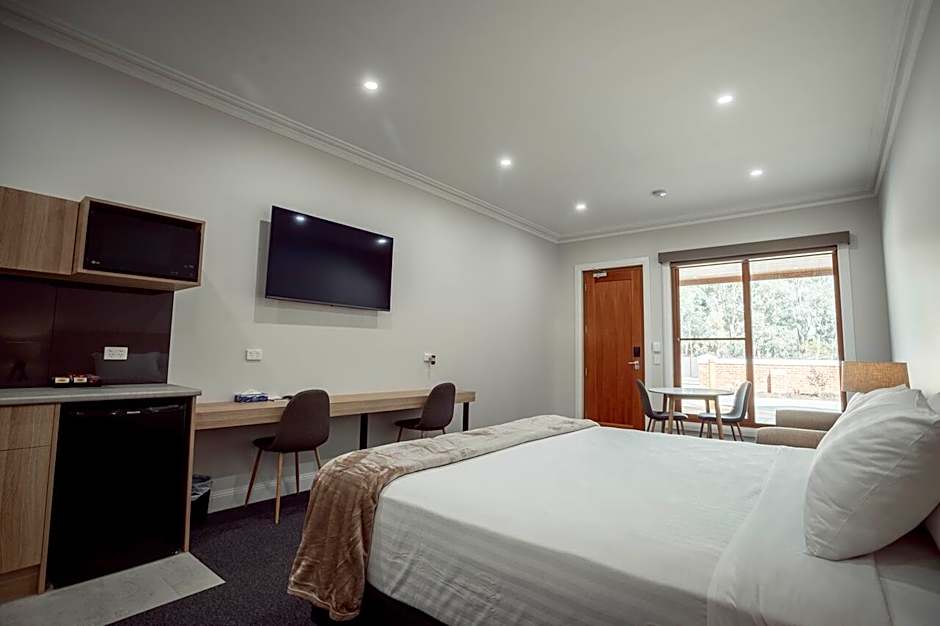 Red Waratah Accommodation