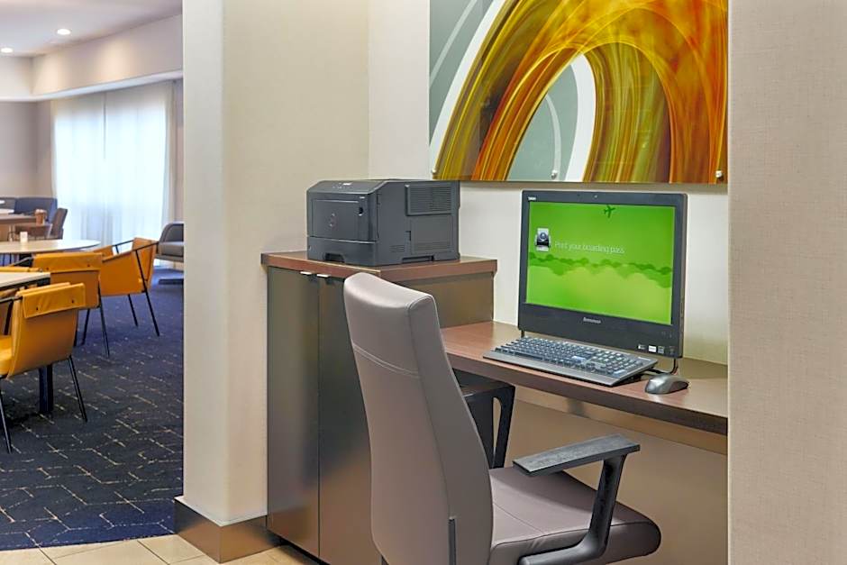 Courtyard by Marriott Atlanta Conyers