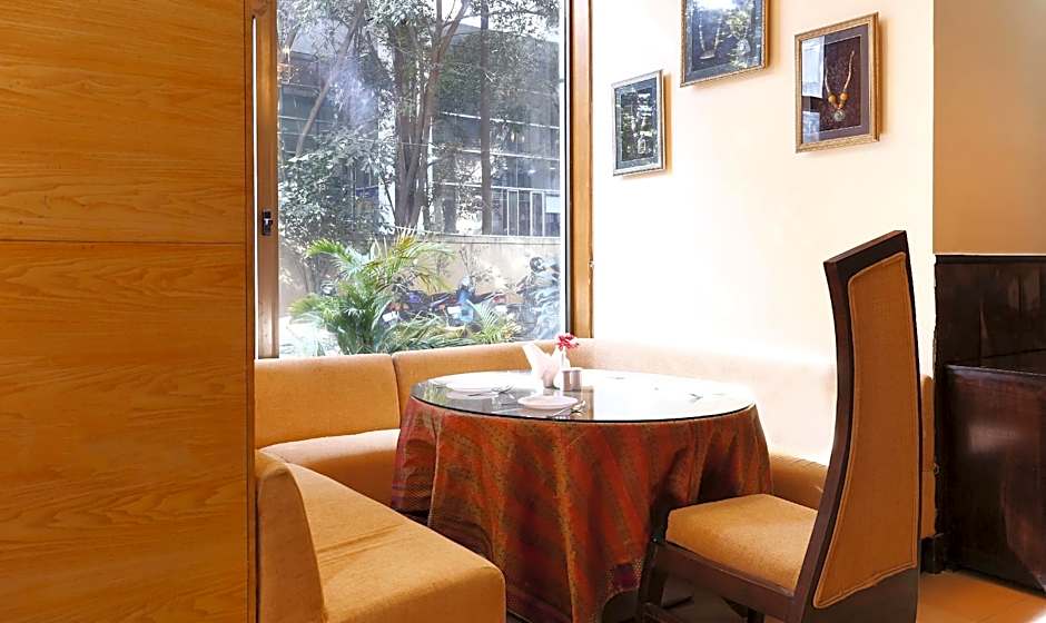 Treebo Regency - Bund Garden, Dhole Patil Road