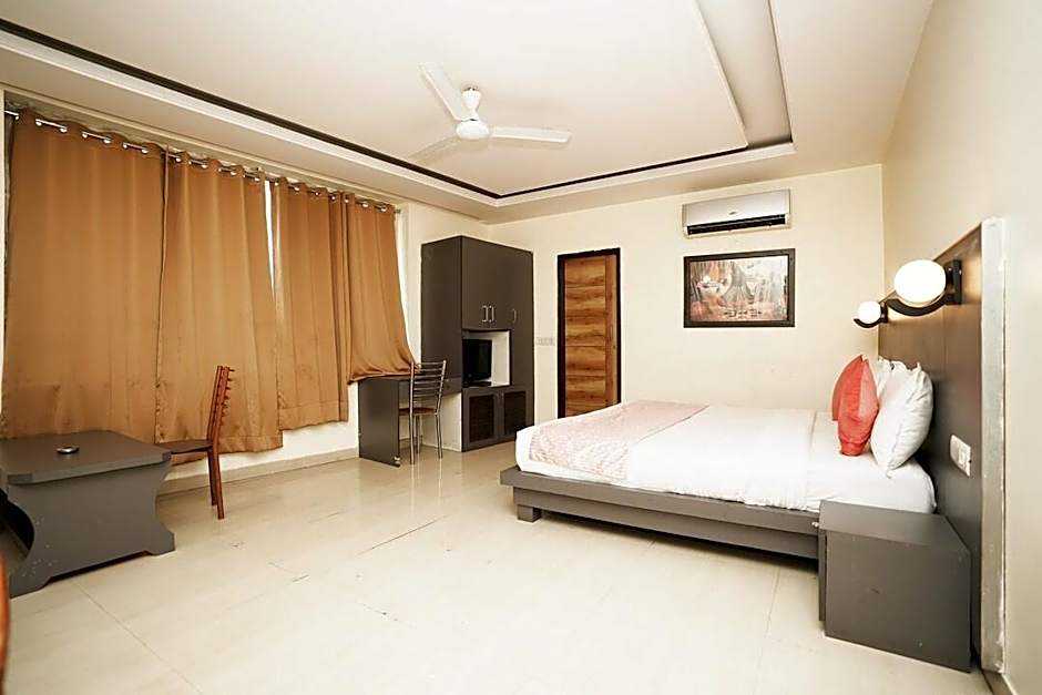 Hotel Vishal Residency Mahipalpur Near IGI Delhi Airport