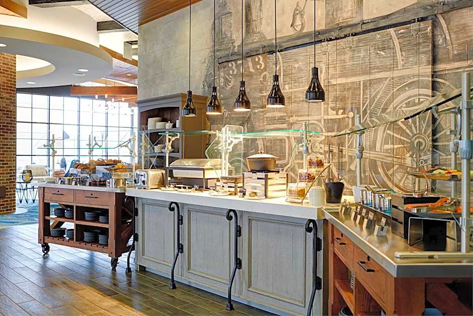 Archer Hotel Boston/Burlington