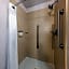 Holiday Inn Express & Suites Pittsburg By IHG