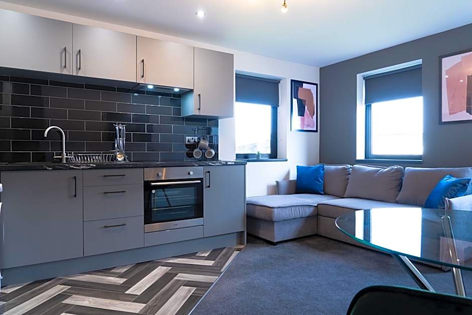 Studio & 1 Bedroom Apartments - PE1 - Contractor Friendly - Free Parking - Sofa Beds - Sky TV - Full Kitchen - Washer Dryer - WiFi