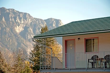 Sunset Motel