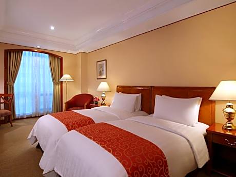 Executive Deluxe Twin