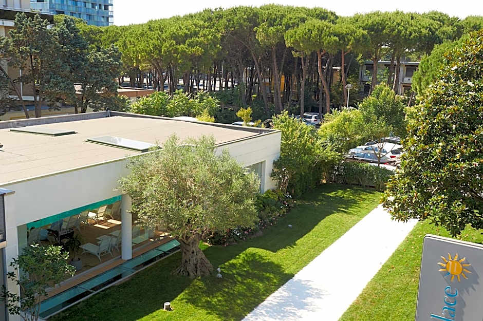 Jesolopalace Hotel & Aparthotel