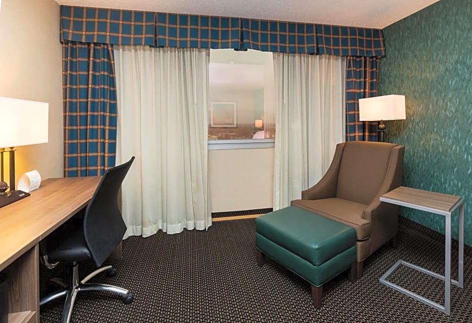 Holiday Inn Des Moines Downtown Hotel By IHG