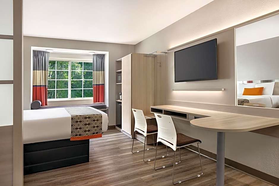 Microtel Inn & Suites by Wyndham Raleigh