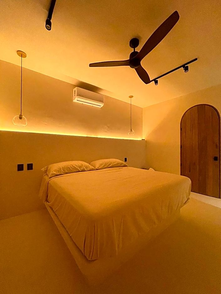 Casa Hood By the Sea