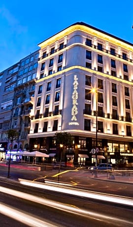 Lasagrada Hotel