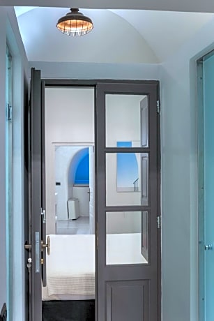 One-Bedroom Villa with indoor and outdoor Hot Tubs and Caldera View - La Traviata