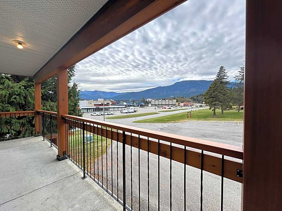 Chalet Inn
