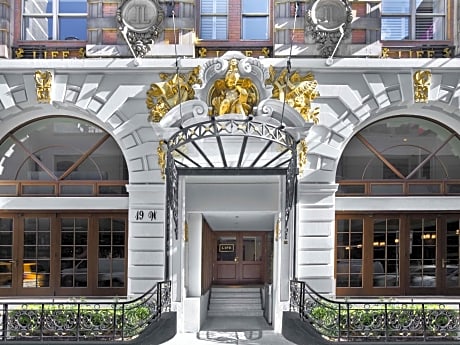 LIFE Hotel, NoMad