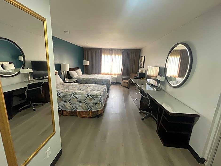 Portside Inn & suites