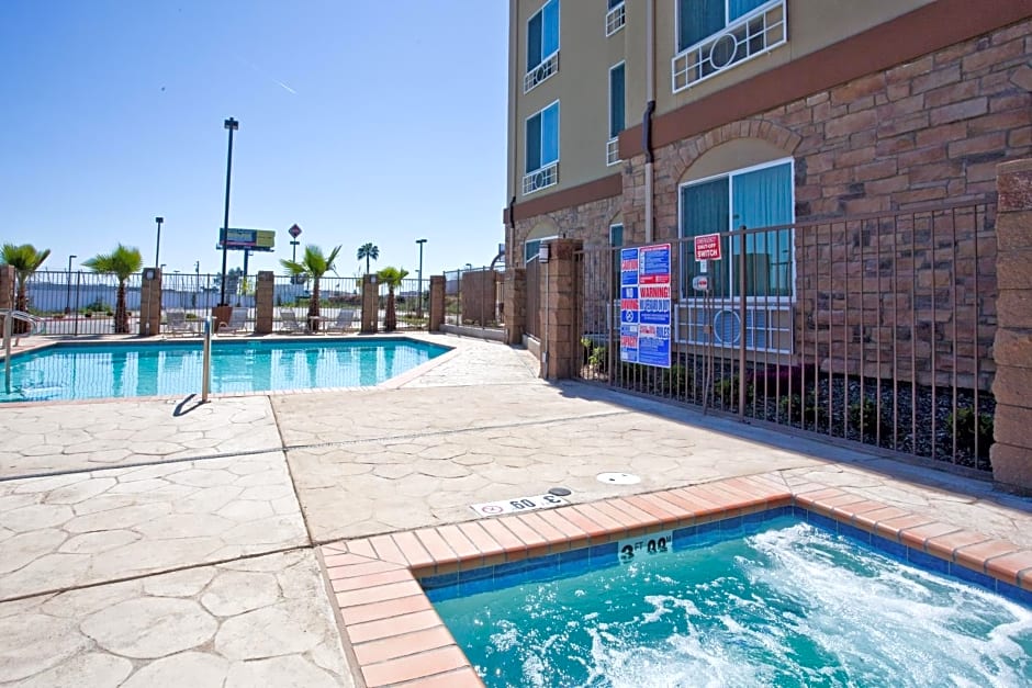 Holiday Inn Express Fresno South By IHG
