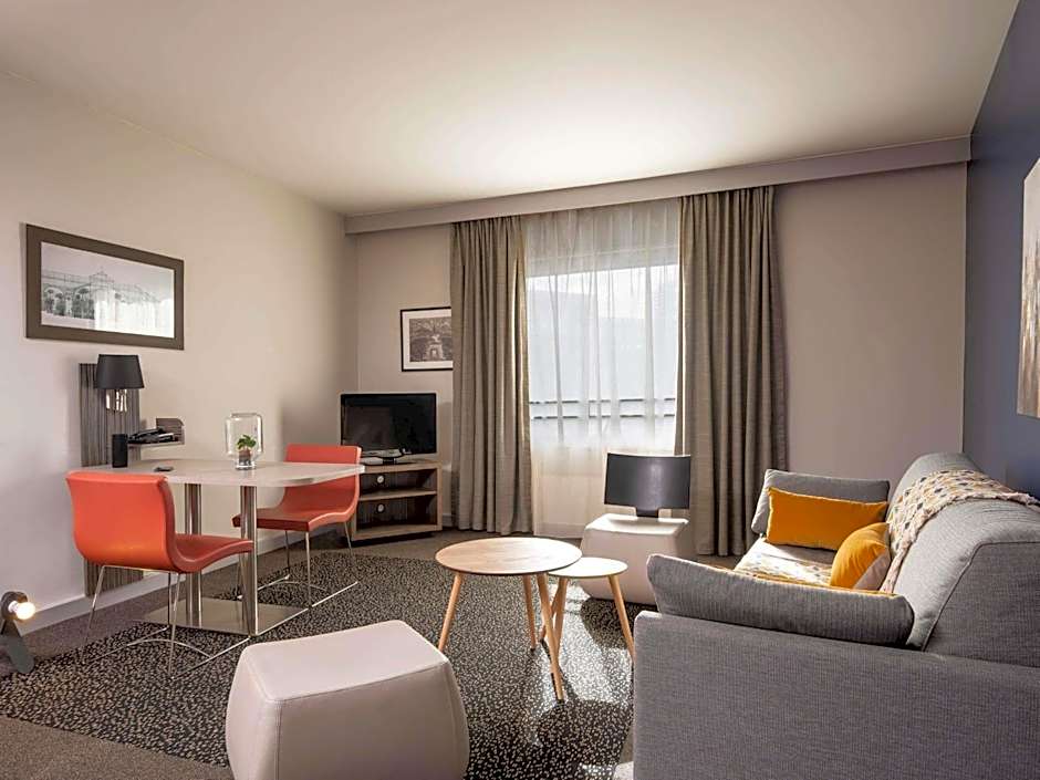 Adagio La Defense Esplanade Aparthotel