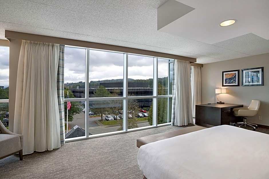 Embassy Suites by Hilton Seattle Bellevue