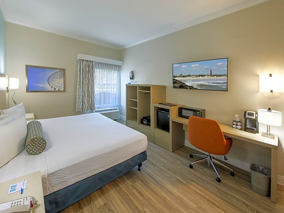 Galleria Palms Hotel