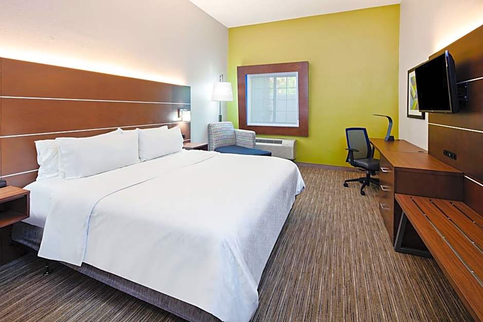 Holiday Inn Express & Suites Rancho Mirage By IHG