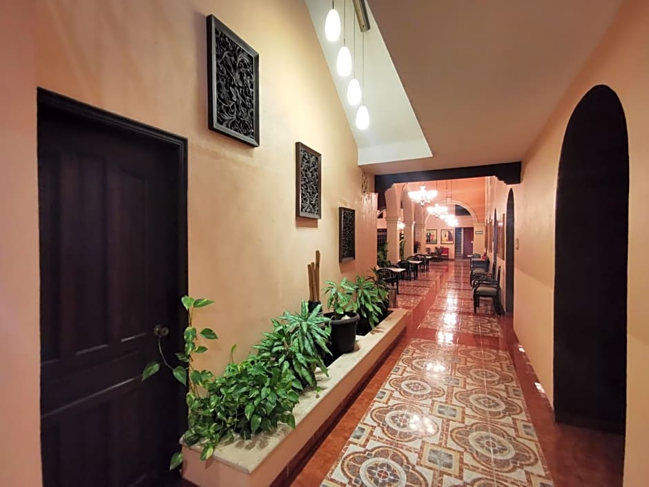 Hotel Doralba Inn
