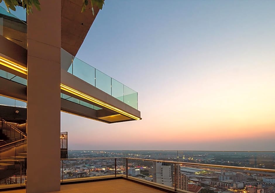 Ad Lib Hotel Khon Kaen