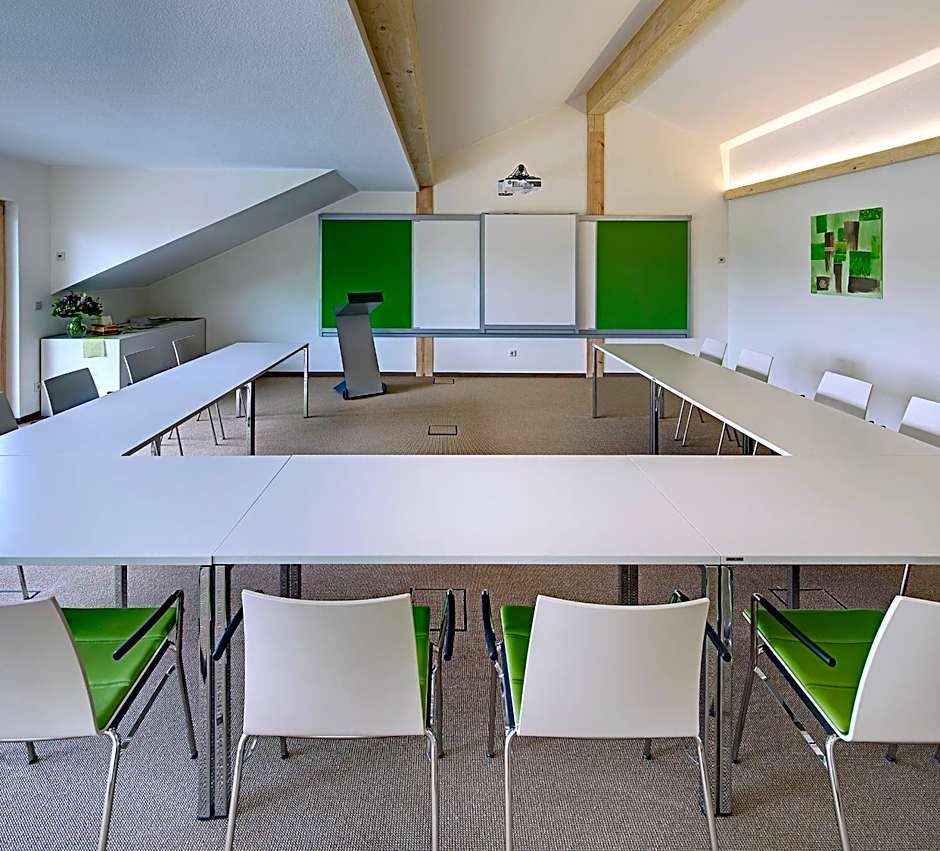 Steinbergs Wildewiese NaturHotel