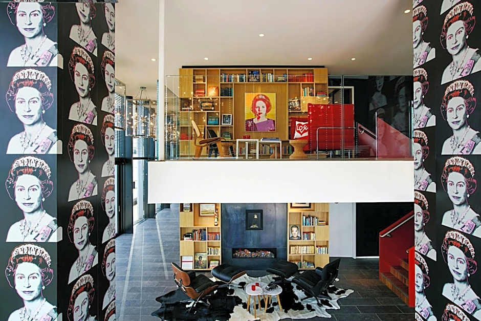 citizenM Tower of London