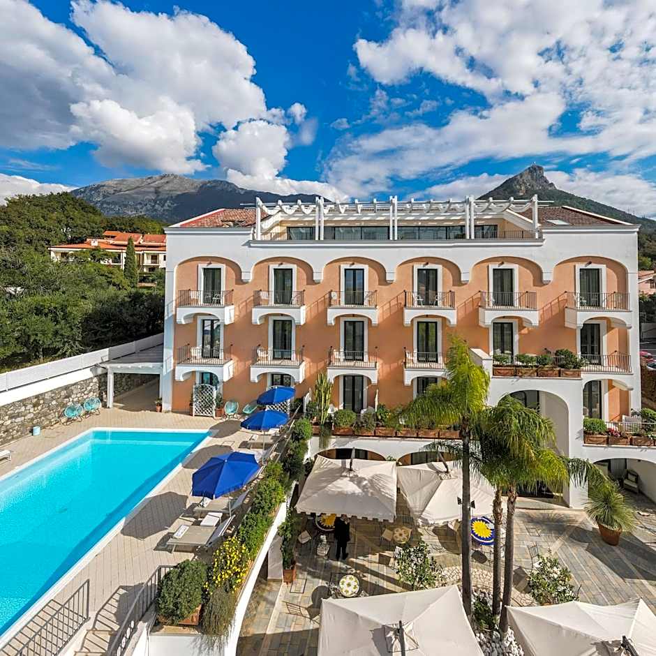 Hotel Murmann — 47 fotoğraftan 1. fotoğraf