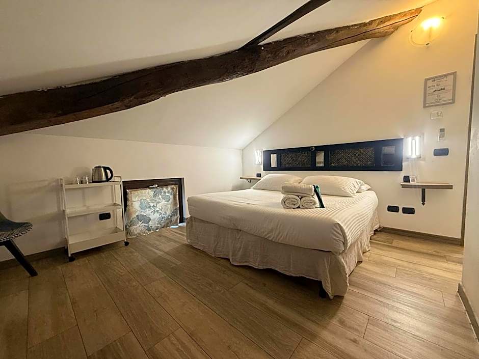 Poste Regie - Milan Guest House