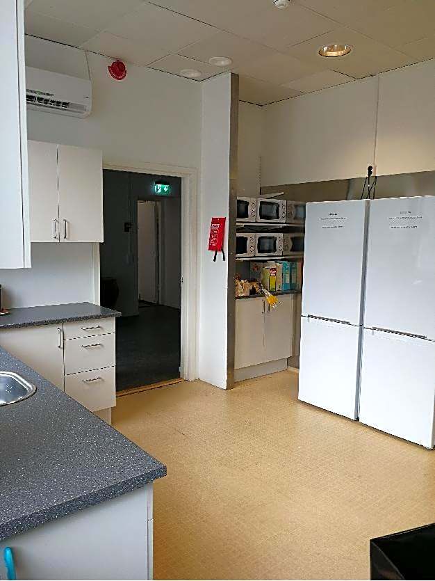 Vandrarhem 11 RUM & KÖK