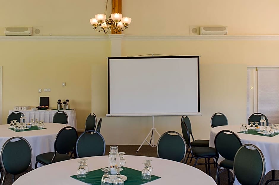 South Thompson Inn & Conference Centre