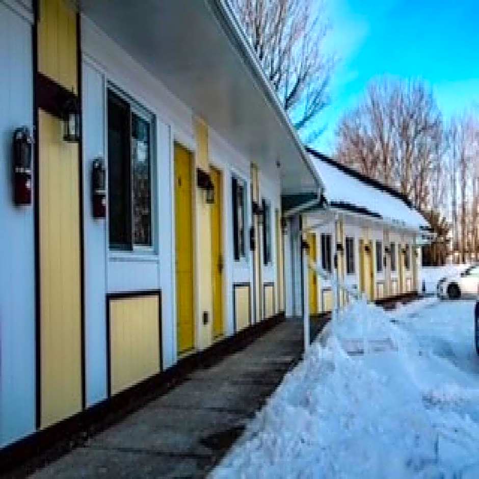 Skyland Motel Inn & Suites