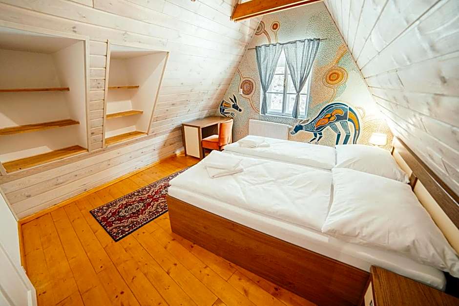 HoStel Cosmopolitan*