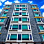 Umbrella Hotel Bronx