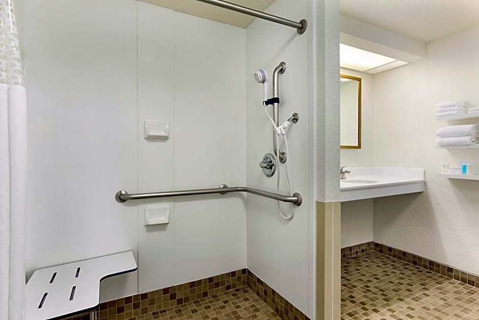 Hampton Inn & Suites Tarpon Springs