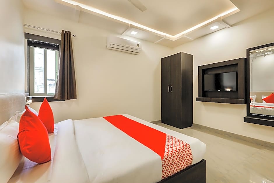 Hotel Cherry by OYO Rooms – Bhopal, IN