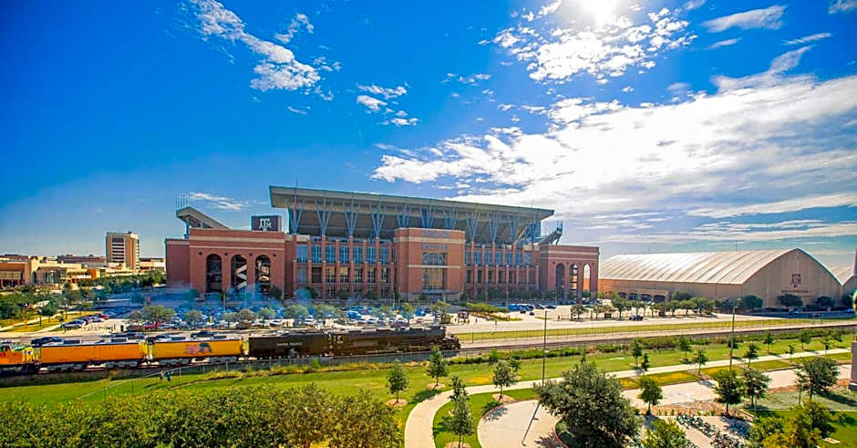 Holiday Inn Hotel & Suites College Station-Aggieland By IHG