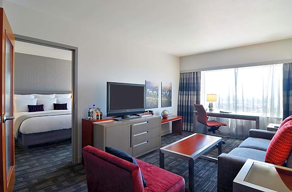 Loews Hollywood Hotel