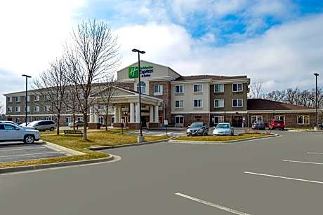 Holiday Inn Express Hotel & Suites Omaha West By IHG