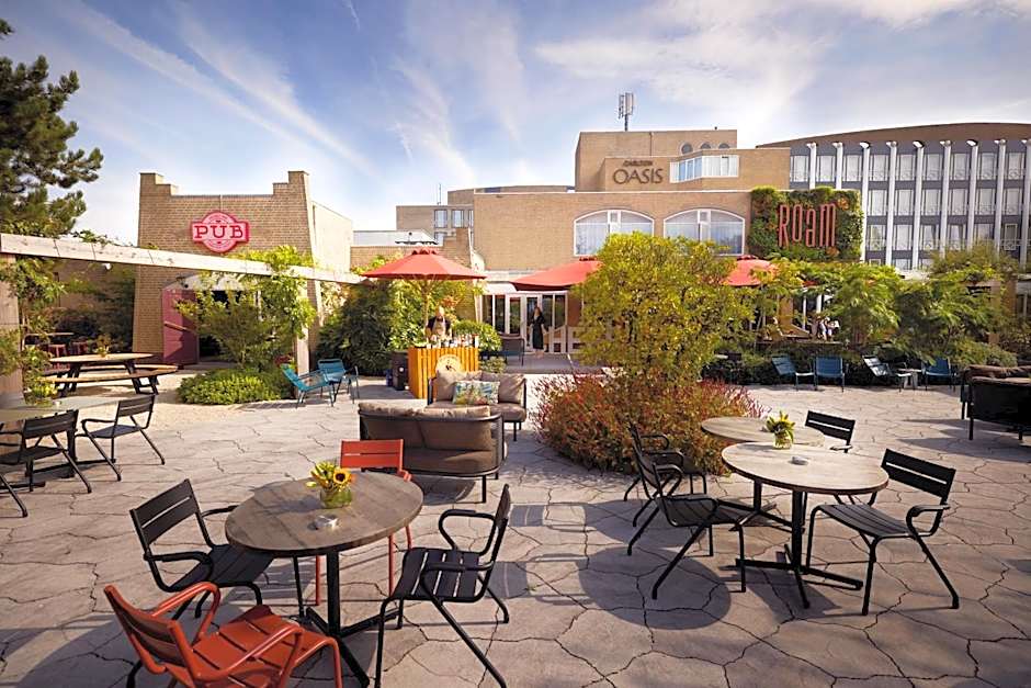 Carlton Oasis
