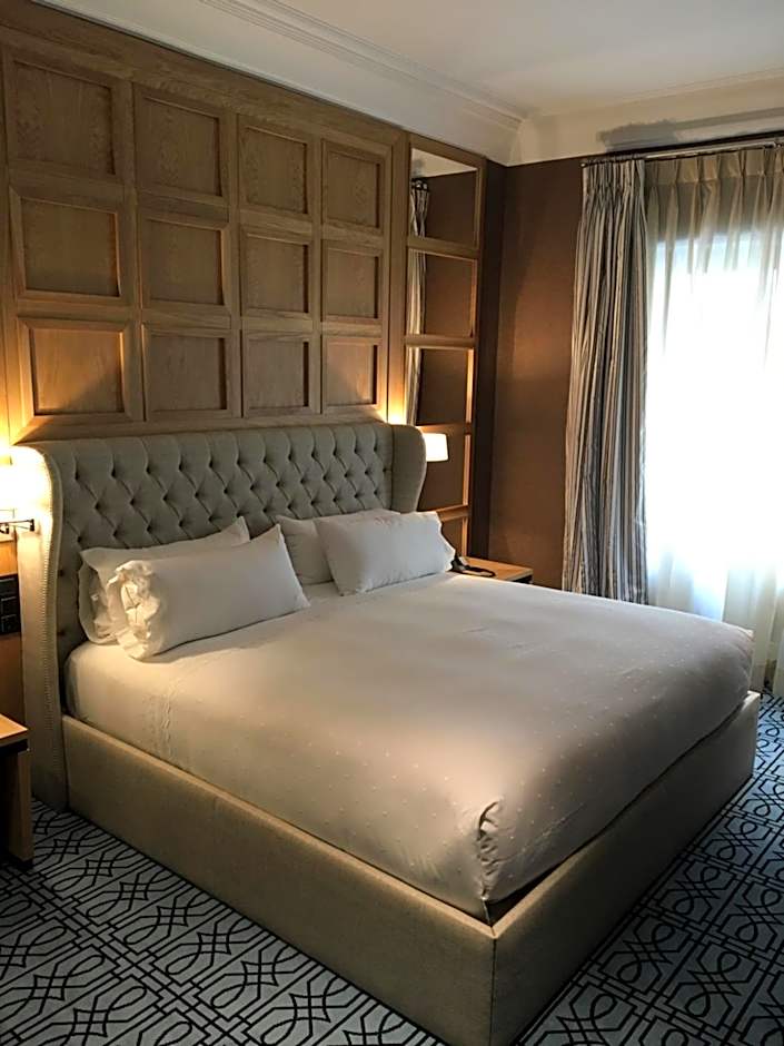 Photo 1 of 9 of Deluxe Suite