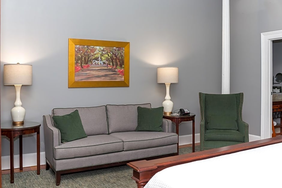 East Bay Inn, Historic Inns of Savannah Collection