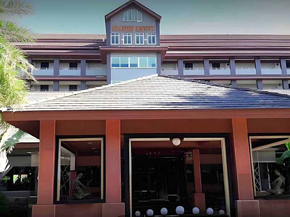 Eastpana 304(R1) Executive Residence