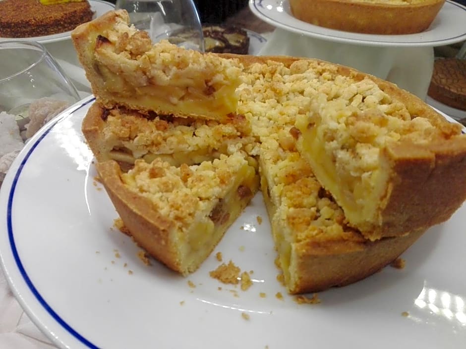 California Pastry Hotel