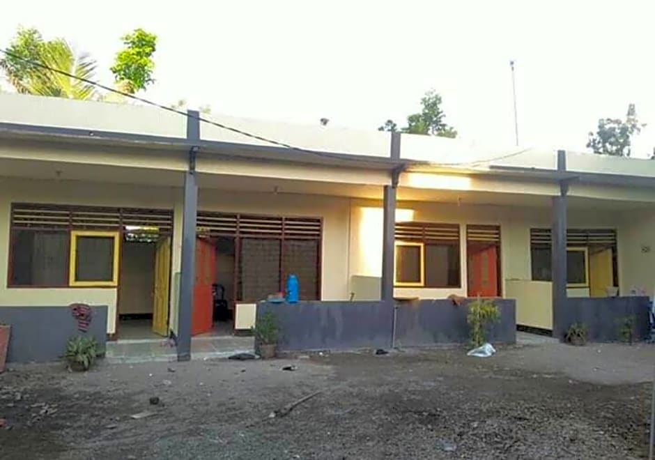 Hotel O Penginapan 3 Bersaudara Near Pasar Sengkol