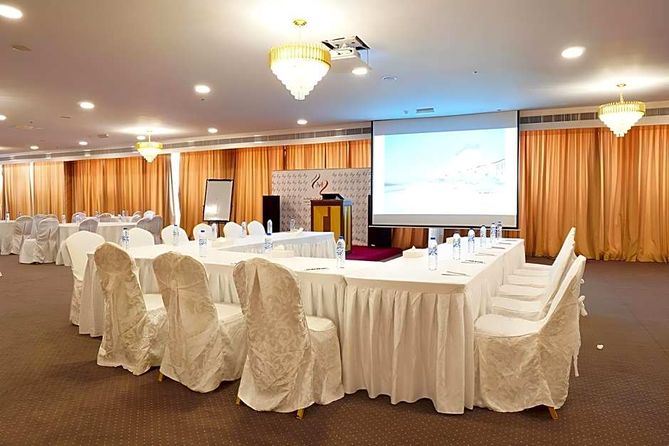 Mirage Bab Al Bahr Hotel